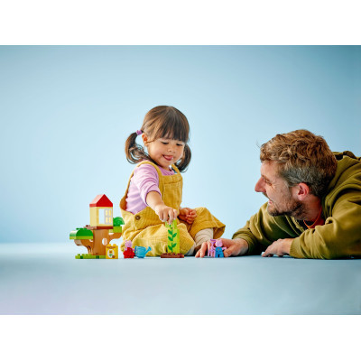 Конструктор LEGO DUPLO Peppa Pig Сад і будиночок на дереві Пеппи (10431) Вінниця - фото 5