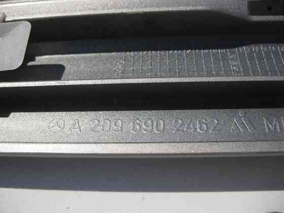 Mercedes-Benz  A2096901282 Молдинг правих дверей з хромом CLK C209 Одесса