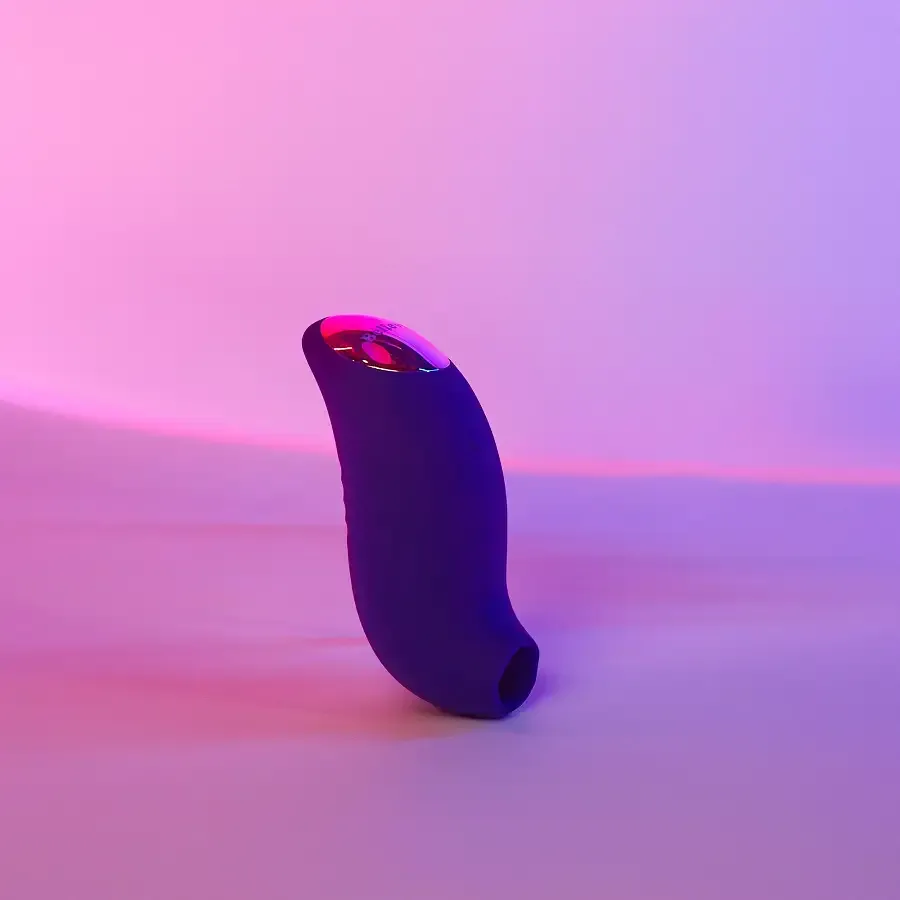 Вакуумний кліторальний стимулятор Love To Love BELIEVER - MIDNIGHT INDIGO Львів - фото 9
