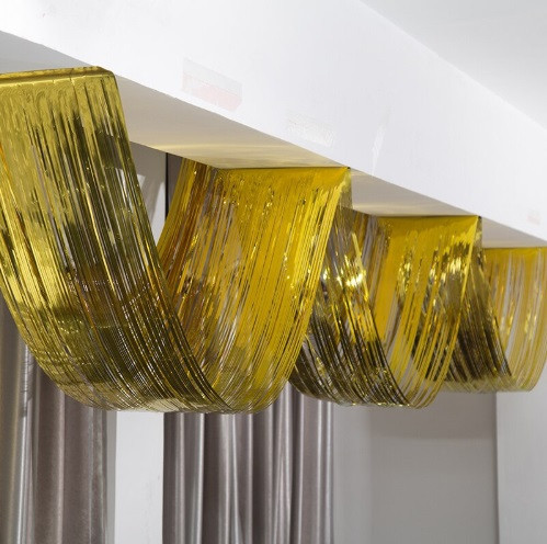 Дождик гирлянда на потолок 450 на 33 см золотистый Киев - изображение 1