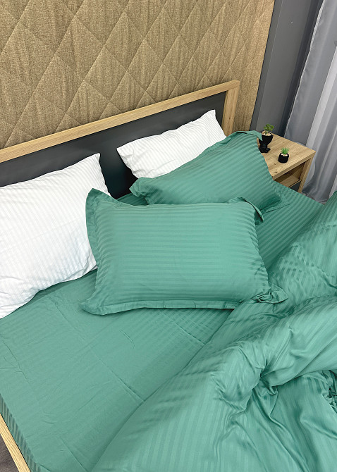 Комплект постільної білизни Страйп-сатин Полуторний з простирадлом на резинці 140х200х25, підковдра 150х220, 2 наволочки 70х70 Бірюзовий (88-211) Київ - фото 7