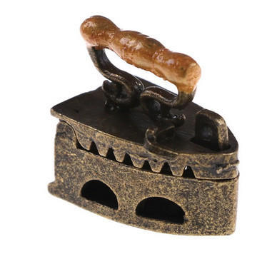 Фигурка миниатюрная Утюг Киев - изображение 1