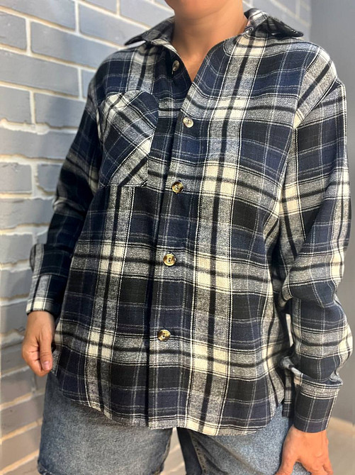 Сорочка жіноча Ariadna 8051 картата оверсайз байкова one size, темно-синій, one size Київ - фото 8