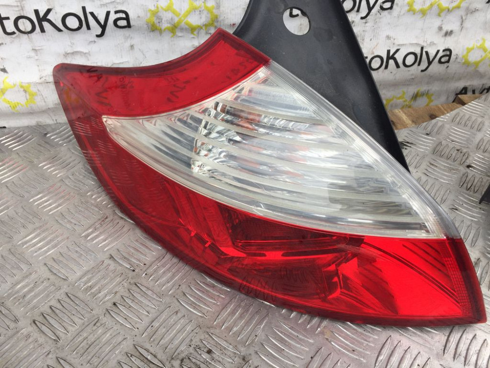 Ліхтар задній лівий зовнішній Renault Megane III 2008-2012 (265550007R) Хетчбек Ковель - фото 1