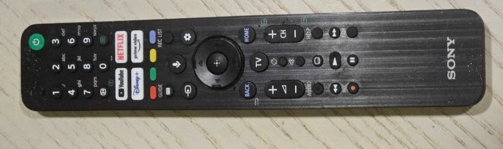 Телевизор: Гигантский 4К QLED Sony XR-77A80K (77