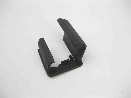 VAG  4M0881347A Накладка санки переднього сидіння Одеса