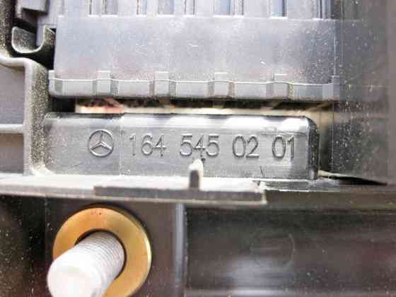 Mercedes-Benz  A1645450201 Передній блок силових запобіжників F33 ML W164 GL X164 R-Class W251 Одеса