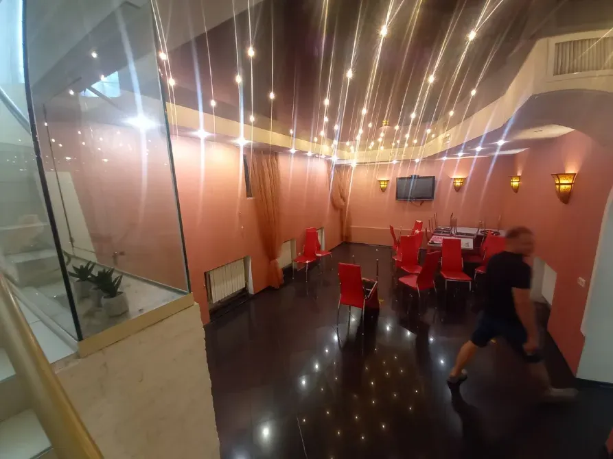 Аренда здания в центре города со своим двором. 3 этажа + цоколь Днепр - изображение 4