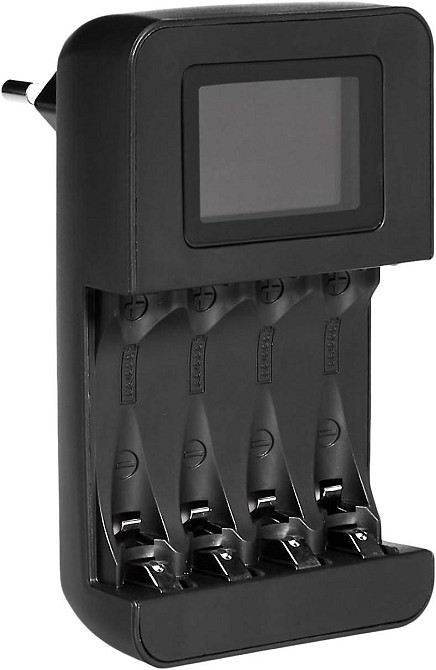 Зарядное устройство для 4 аккумуляторов AA/AAA Amazon Basics интеллектуальное цифровое с LCD 100–240В Киев - изображение 1