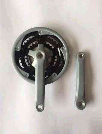 Звезды велосипедные (передние) 28/38/48T (+2 шатуна L- 17 см, квадрат, черно-серые, с защитой) Мукачево