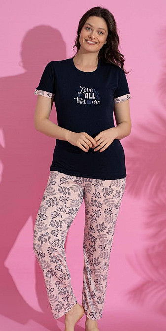 Женская принтованная пижама двойка: футболка и штаны 50, Черный Одесса - изображение 1