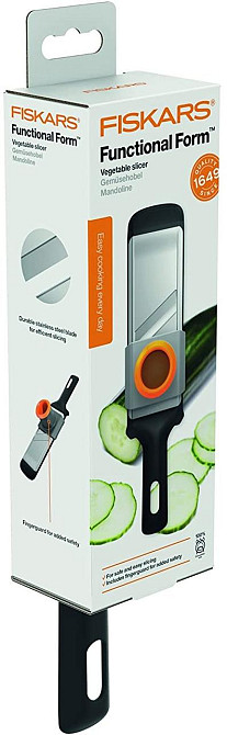 Кухонная Терка для овощей 32 см Fiskars 