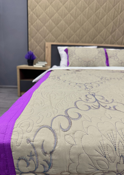 Покривало стьобане з наволочками Expo Trade 220x220 (+-10 см) бежевий з лавандовим (85-164) Київ - фото 7