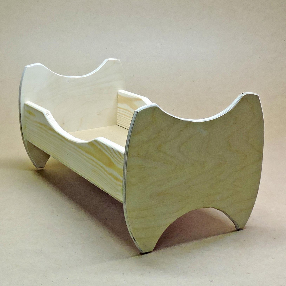 Кровать для кукол 