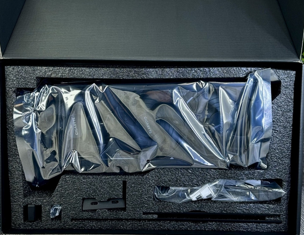 GIGABYTE GeForce RTX 5070 Ti WINDFORCE Sff 16G 2шт. NEW! Харків - фото 5