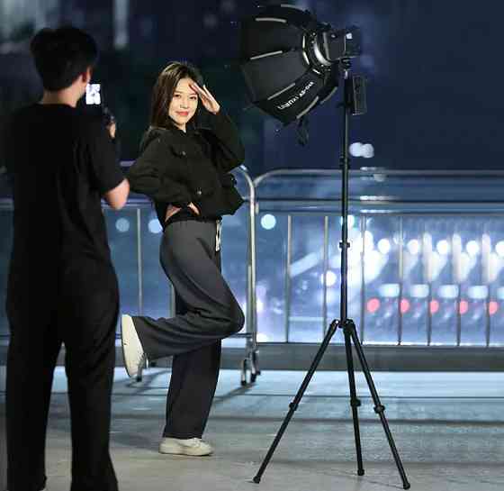 Стійка для світла студійна складана 45-190см Ulanzi TT43 Київ