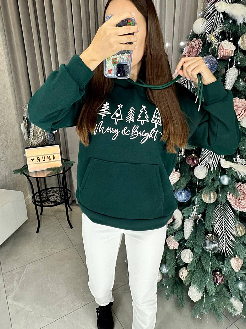 Женское уютное оверсайз худи с новогодним принтом трехнитка на флисе Изумрудный, 42/46 Одесса - изображение 3