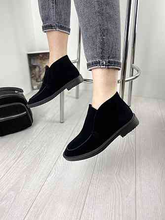 Daragani Черевики жіночі Daragani чорні натуральна замша весна-осінь висота 9 см (3159) 37р.40р Коломыя