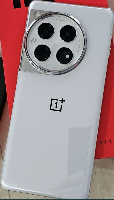 Смартфон OnePlus 12 16/512 Global rom oxygen OS Київ - фото 4