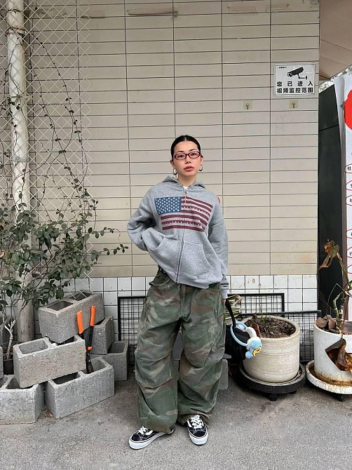 Жіноче утеплене оверсайз худі на блискавці з прапором тринитка на флісі Одеса - фото 5