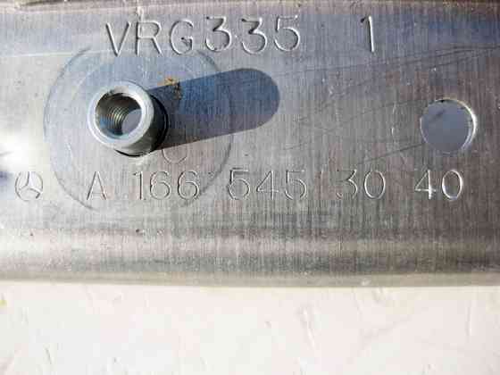 Mercedes-Benz  A1665453040 Кронштейн антенного підсилювача ТВ-тюнера лівий ML W166 GL X166 Одеса