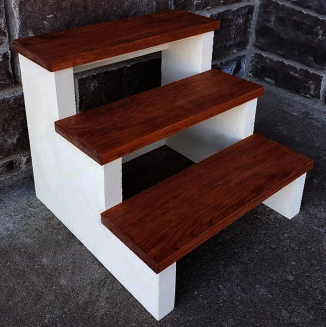 Лавка-сходинка "Блекрівер" зефір-савоярді Миколаїв - фото 1