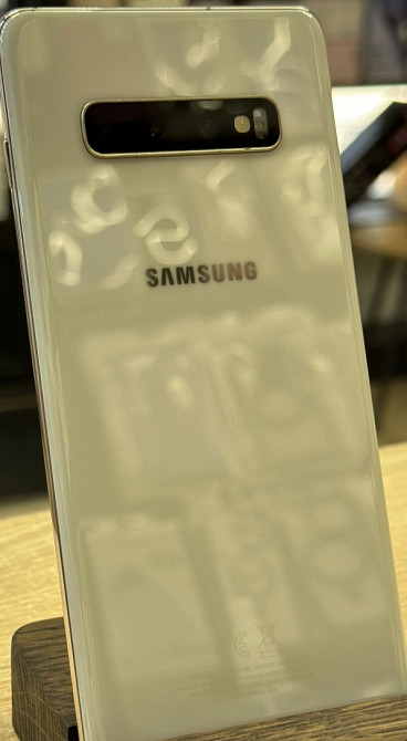 Смартфон: Samsung S10+8/512Gb. Ceramic Киев - изображение 1