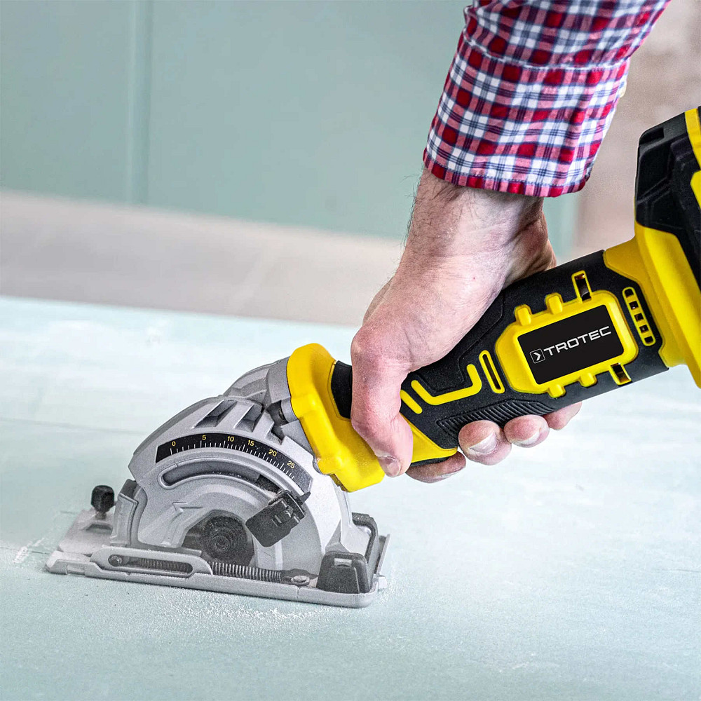 Пила циркулярная аккумуляторная мини Trotec PCSS 05-20V + кейс (4430000105) Вінниця - фото 13