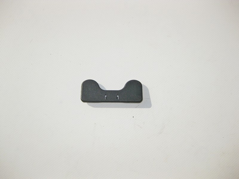 Mercedes-Benz  A2128890925 Пластикова накладка петлі капота E-Class W212 C207 C-Class W204 Одесса - изображение 1