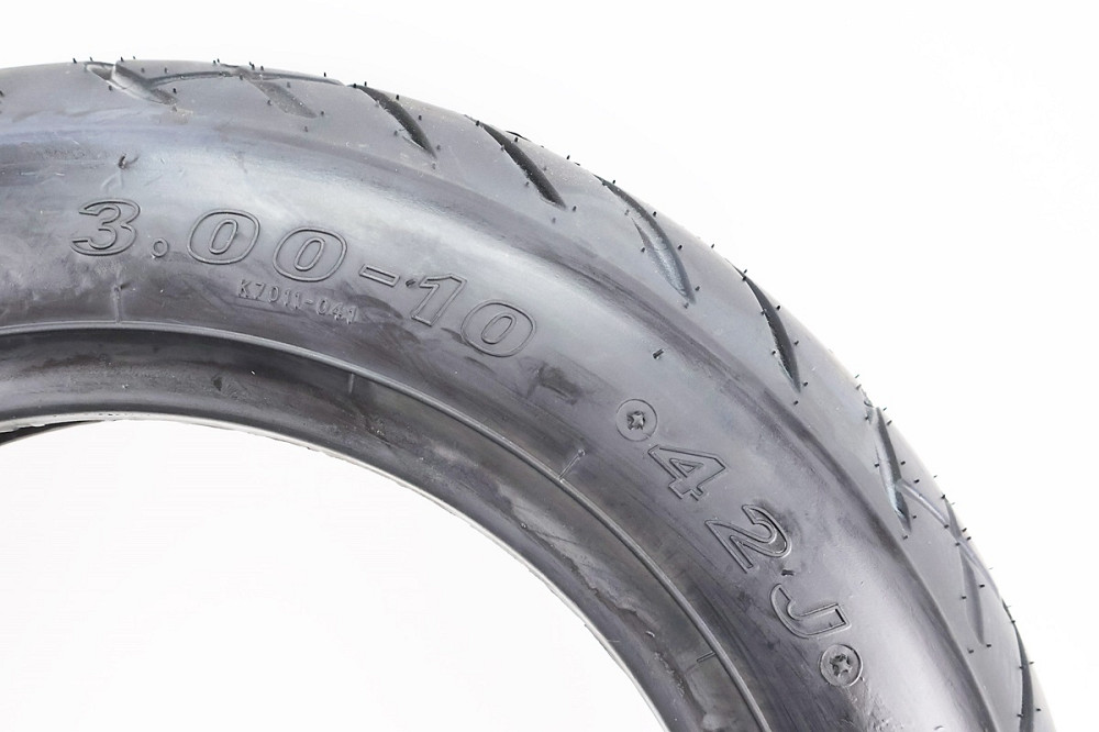 Шина 10"х3,00 безкамерна CR 9/12/13 Киев - изображение 2