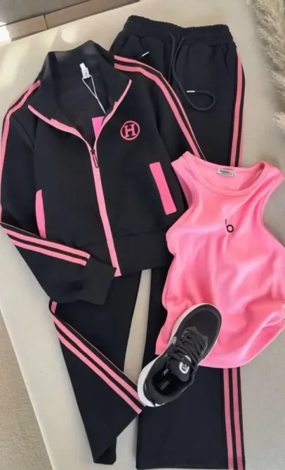 Женский трендовый костюм двойка: кофта и штаны с лампасами турецкая трехнитка Черный, 42/46 Одесса - изображение 11