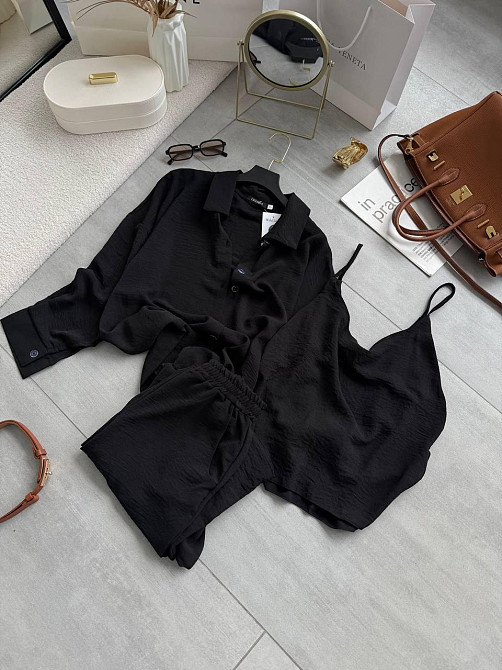 Жіночий легкий прогулянковий костюм-трійка: сорочка майка та штани креп жатка Чорний, 42/46 Одеса - фото 4