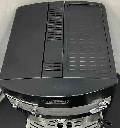 Кавомашина Delonghi Magnifica ESAM 3000.B. Київ