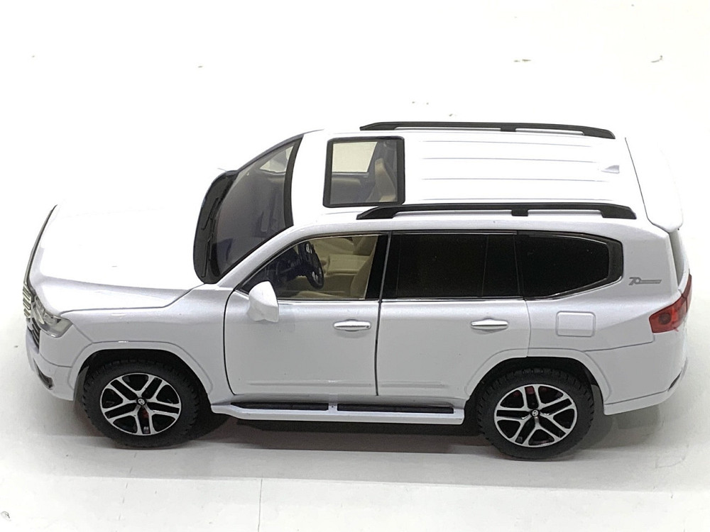 Машина Автосвіт Toyota Land Cruiser 300 інерційна відчиняються двері капот багажник 20 см Біла (AP-2007) Чернигов - изображение 9