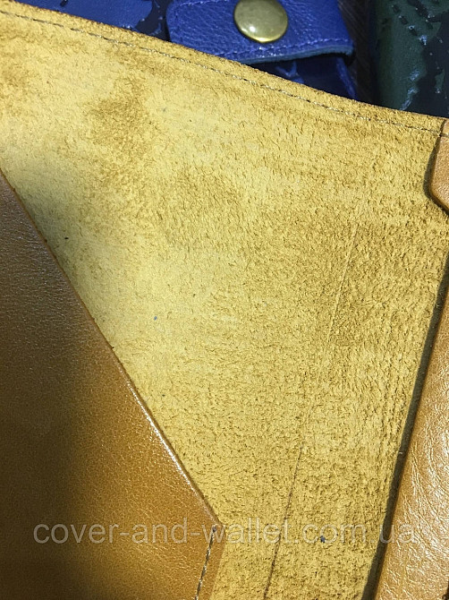 Красивый кожаный тревел-кейс песочного цвета Hi Art Киев - изображение 3