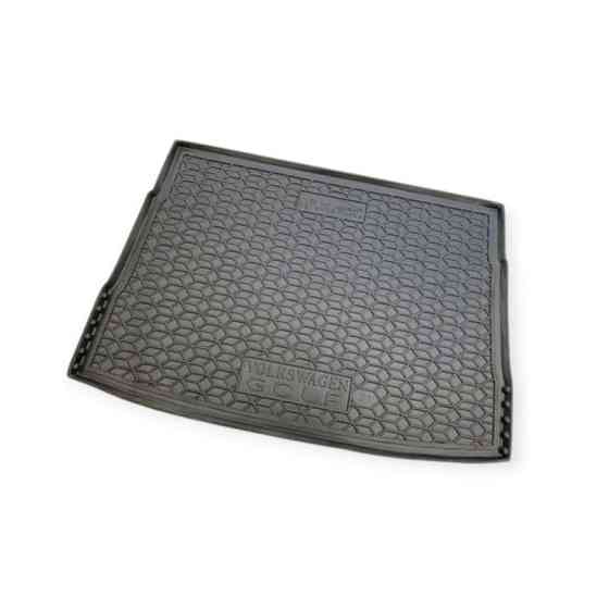 Килимок VW Гольф 8 2020 -> верхня полиця багажника Мукачево