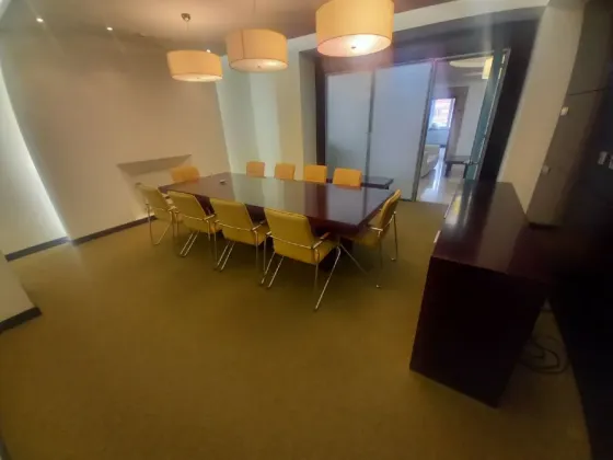 Красивий офіс в центрі міста. Є генерація електрики. Охорона 24\7 Дніпро