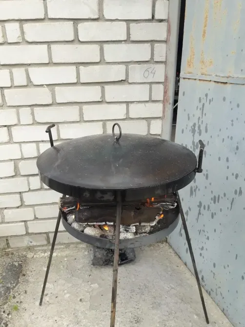 Сковорода + подставка для разведения огня С КРЫШКОЙ 50 СМ (саж) на ножках 100 СМ не разборные СЗК-01 Киев - изображение 2