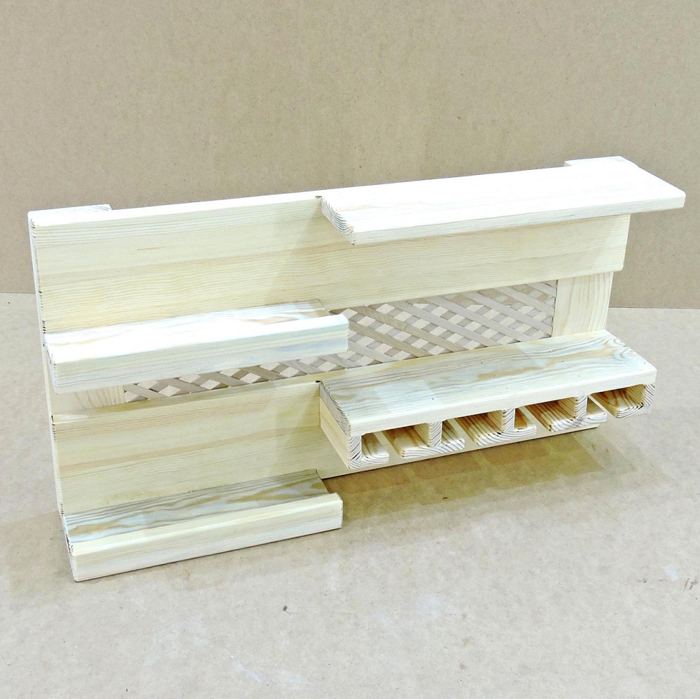 Настенная винная полка 