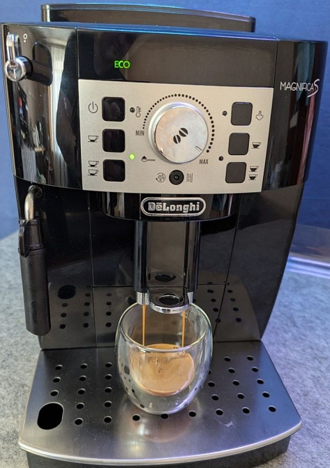 Кавомашина Delonghi Magnifica S (2017) Київ - фото 1