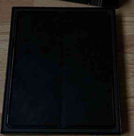 Смартфон Samsung Galaxy Fold 4 12/512Gb. Gray green. Киев