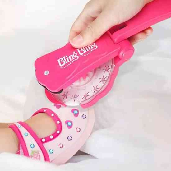 Набір для творчості дівчинці - Стайлер для прикраси стразами Блінгер – Стрази для волосся дитячі Blinger, в комплекті 12 дисків, 180 страз Вінниця