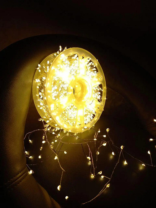 XMAS Гирлянда 30 м с тёплым белым светом, серебряный провод, 8 режимов, таймер, пульт ДУ, 6Вт, 220В Одесса - изображение 1