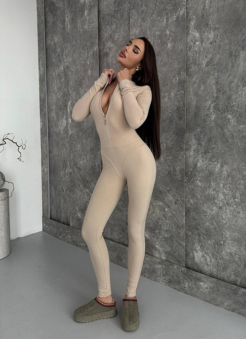 Жіночий теплий облягаючий комбінезон пума Бежевий, 44/46 Одеса - фото 2