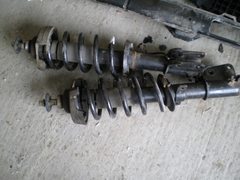 Амортизатор передній Opel Vivaro 2001-2013 Ковель - фото 1