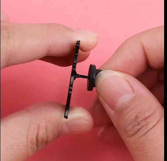 Эмалированный значок «Чёрный кот» – минималистичная брошь 3,1 см Киев