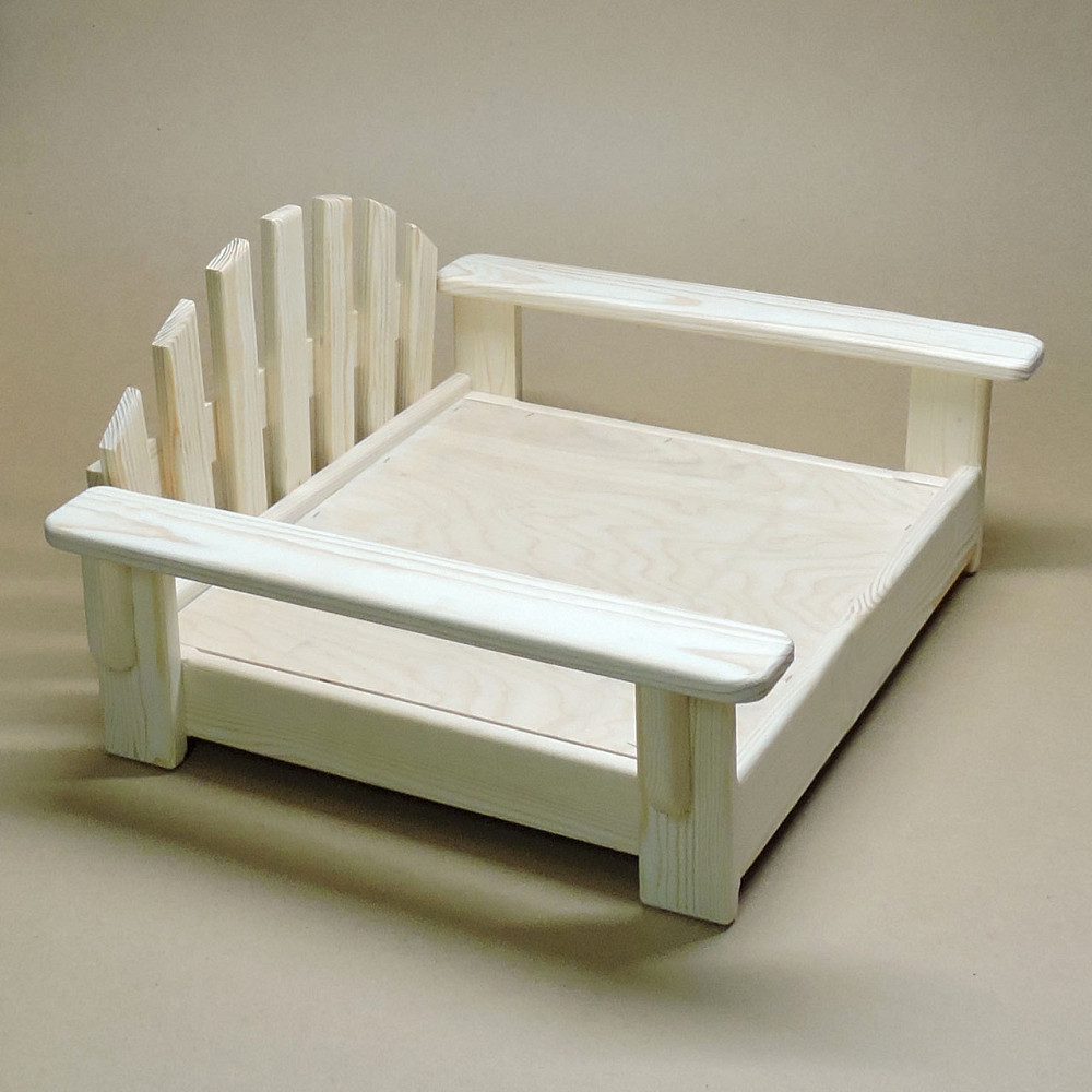 Лежак деревянный для собаки 