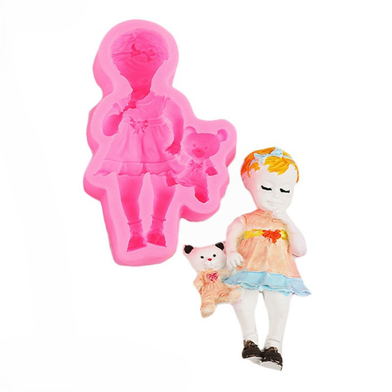 Молд силиконовый Девочка с игрушкой 90 на 55 мм розовый Киев - изображение 3