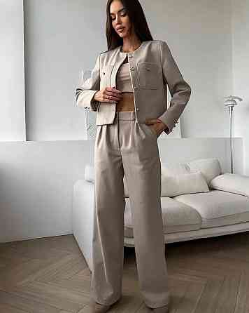 Женский лаконичный костюм с укороченным жакетом на подкладке и широкими брюками кашемир Мокко, 46/48 Одесса