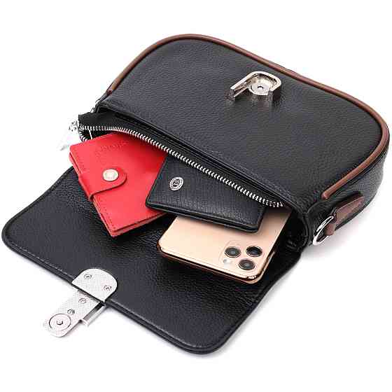 Шкіряна напівкругла сумка з цікавим магнітом-заскочкою для жінок Vintage 22441 Чорна Київ